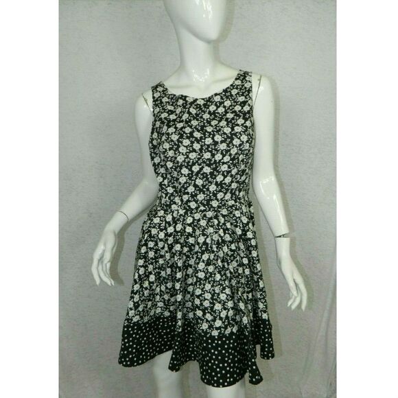 LC Lauren Conrad Dresses & Skirts - LC‎ Lauren Conrad Dress Fit Flare Daisy Ruffle Sz 8